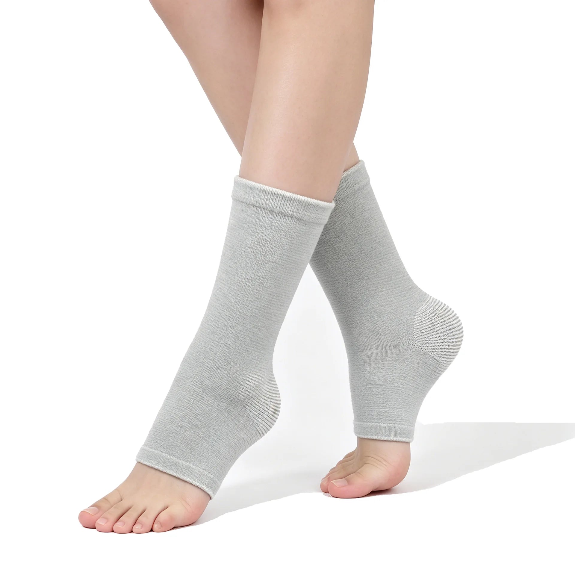 Bamboo Foot Sleeves, Soft and Breathable Plantar Fasciitis Socks, Arch Support Ankle Compression Sleeve for Men and Women Runnin
